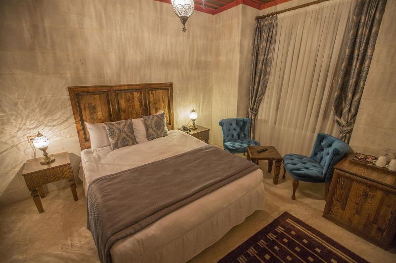 Luna Cave Hotel image