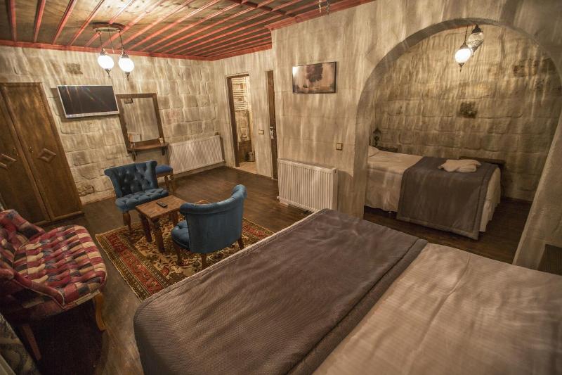 Luna Cave Hotel image