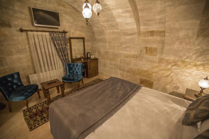 Luna Cave Hotel image