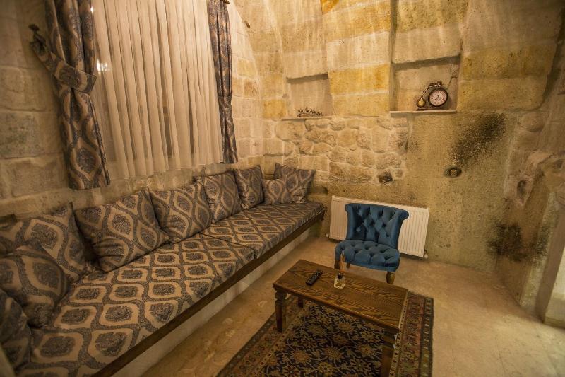 Luna Cave Hotel image