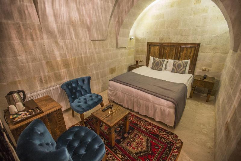 Luna Cave Hotel image