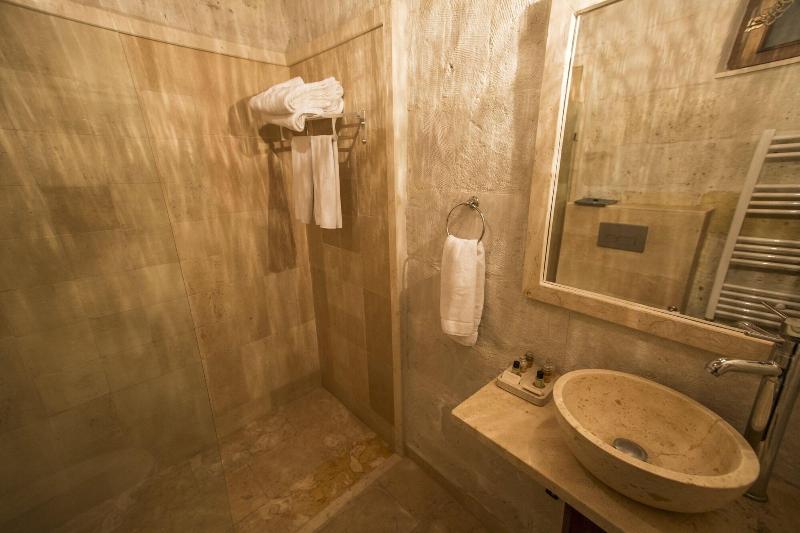 Luna Cave Hotel image