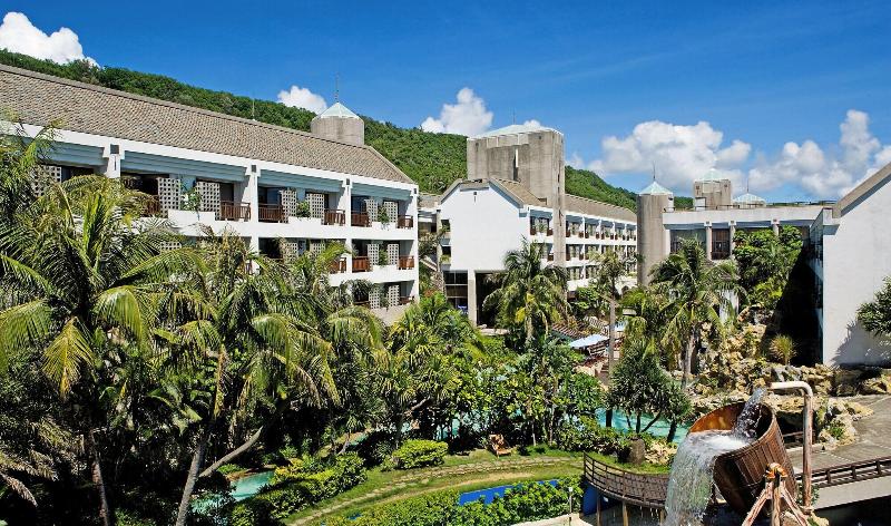 Yoho Beach Resort image