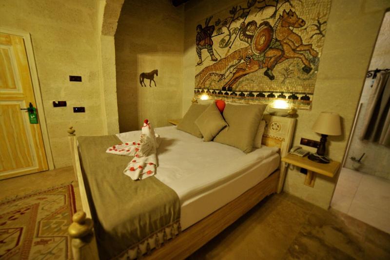 Caftan Cave Suites