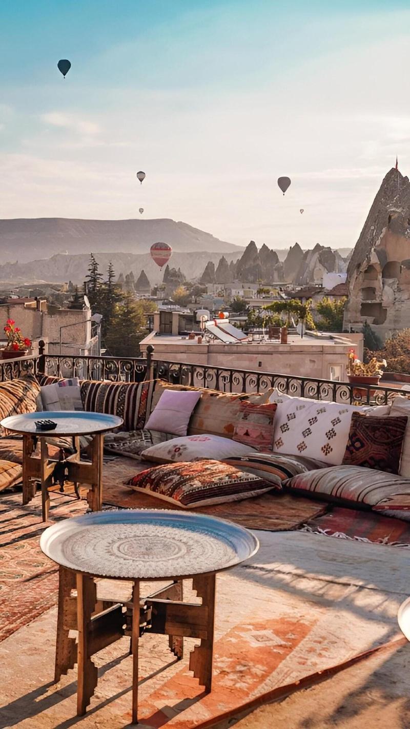 Caftan Cave Suites