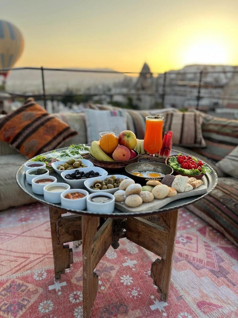 Caftan Cave Suites