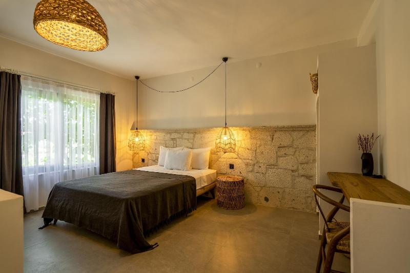 Art Alacati image