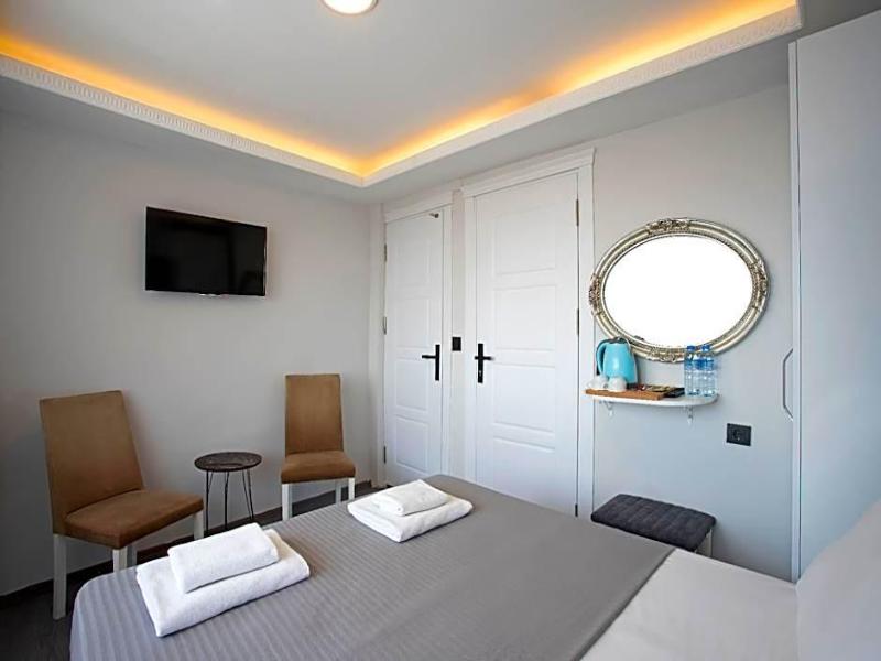 Carvan Hotel image