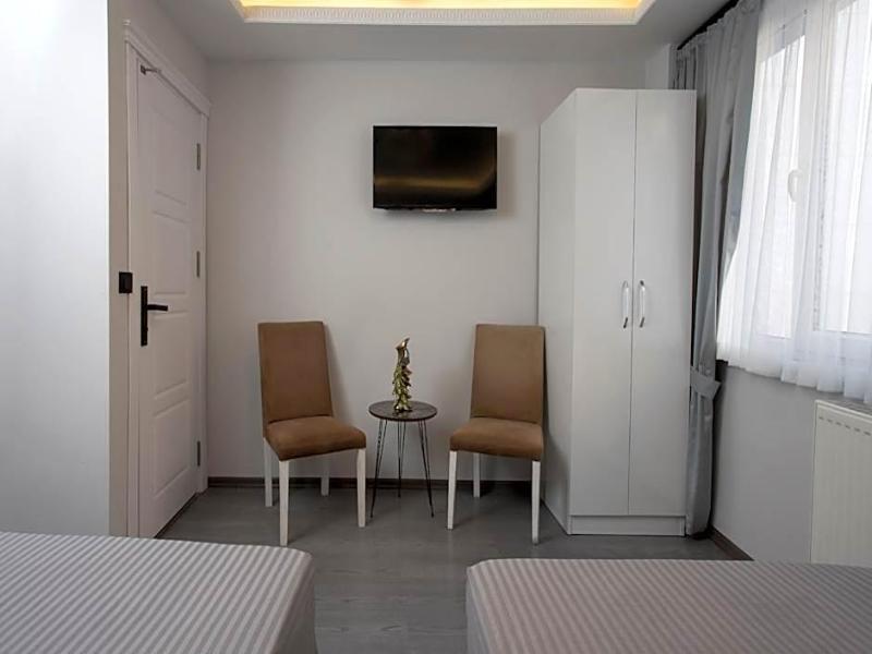Carvan Hotel image