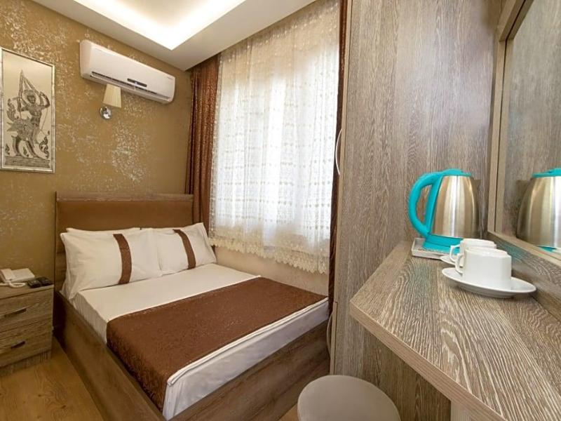 Carvan Hotel image