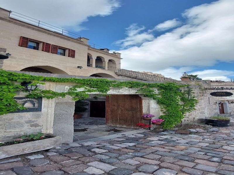 Maya Cave Hotel image