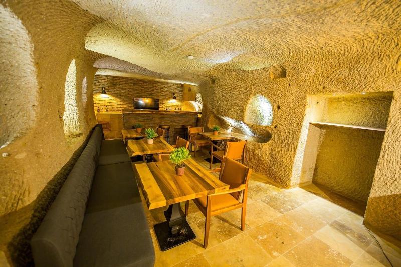 Maya Cave Hotel image