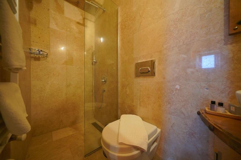 Maya Cave Hotel image