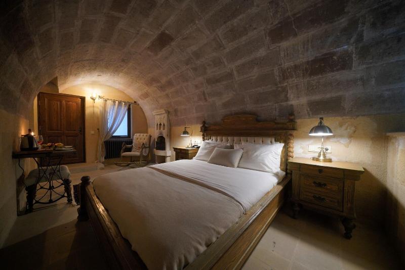 Maya Cave Hotel image