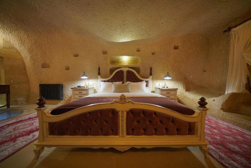 Maya Cave Hotel image