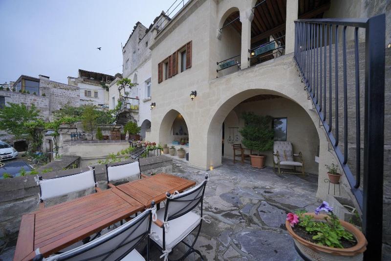 Maya Cave Hotel image