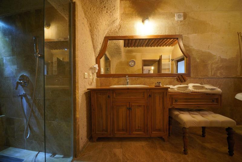 Maya Cave Hotel image