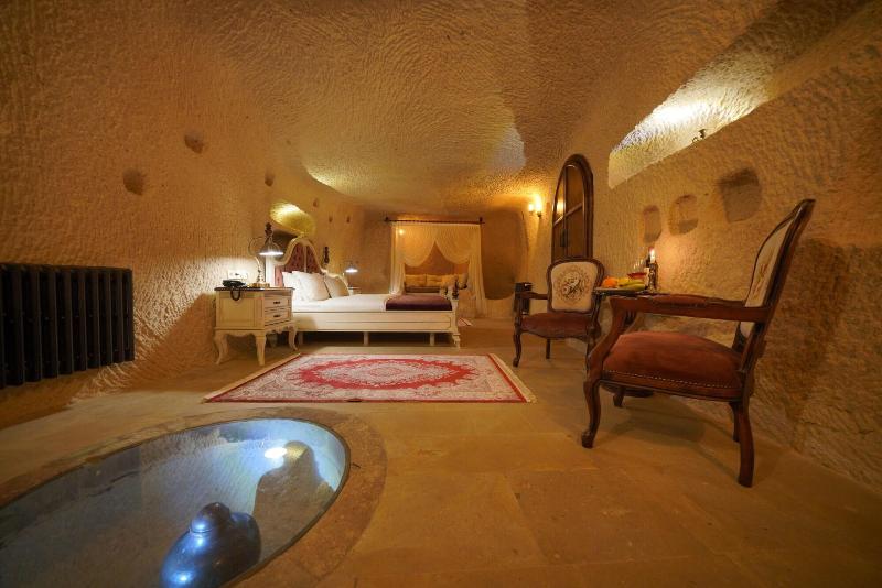 Maya Cave Hotel image