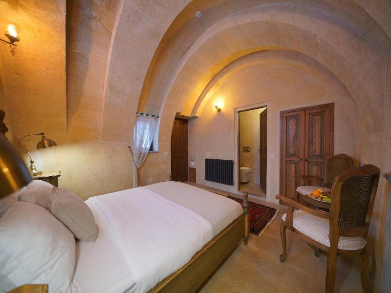 Maya Cave Hotel image