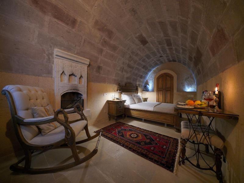 Maya Cave Hotel image