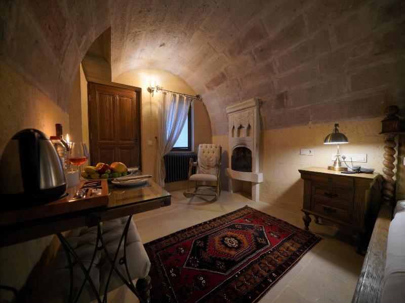Maya Cave Hotel image