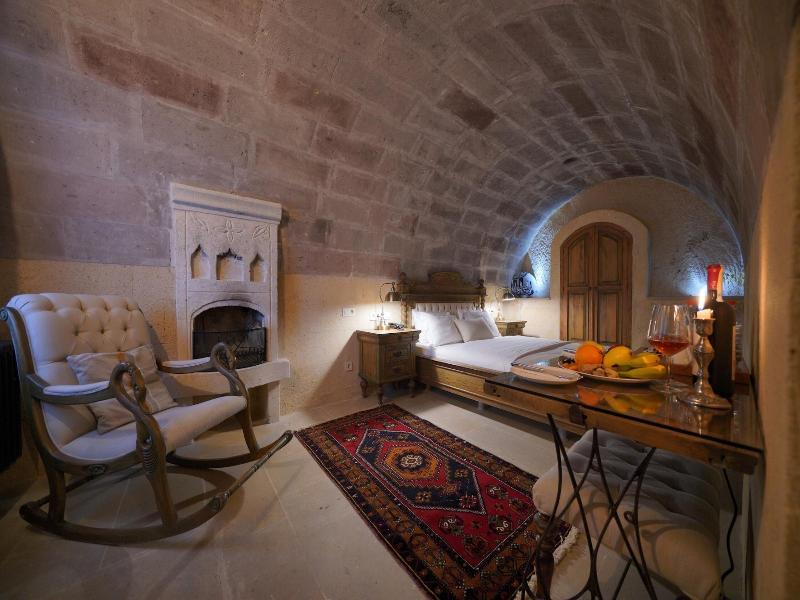 Maya Cave Hotel image