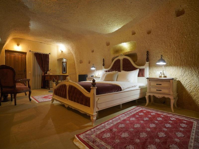 Maya Cave Hotel image