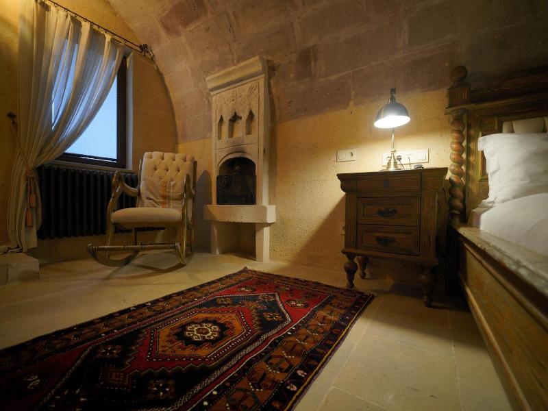 Maya Cave Hotel image