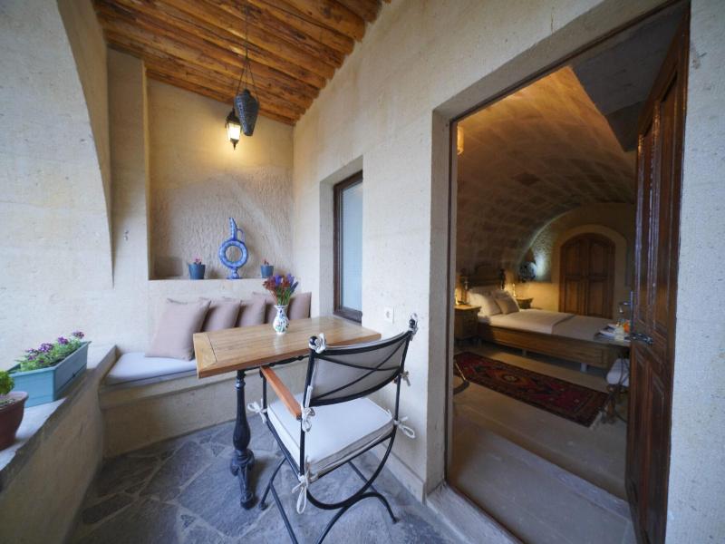 Maya Cave Hotel image