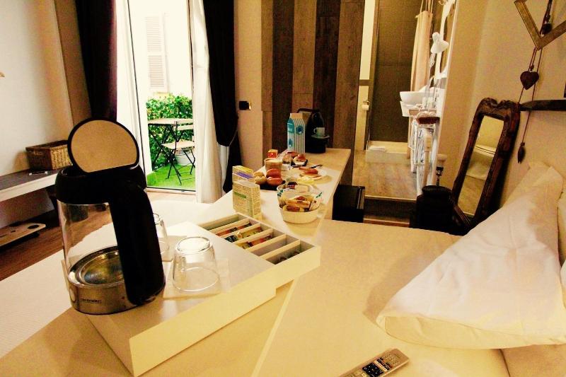 Jacuzzi Rooms image