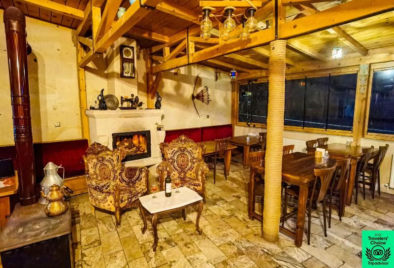 Larissa Cave Hotel image