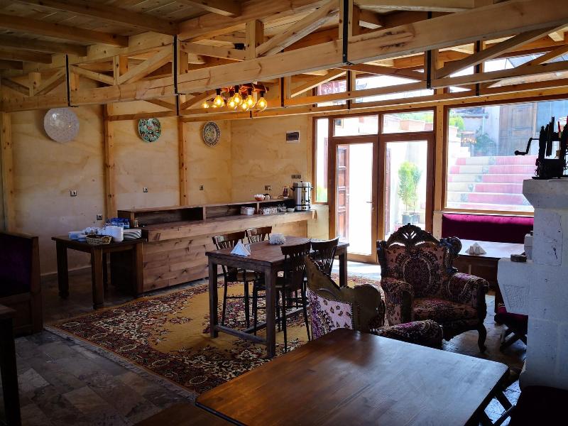 Larissa Cave Hotel image