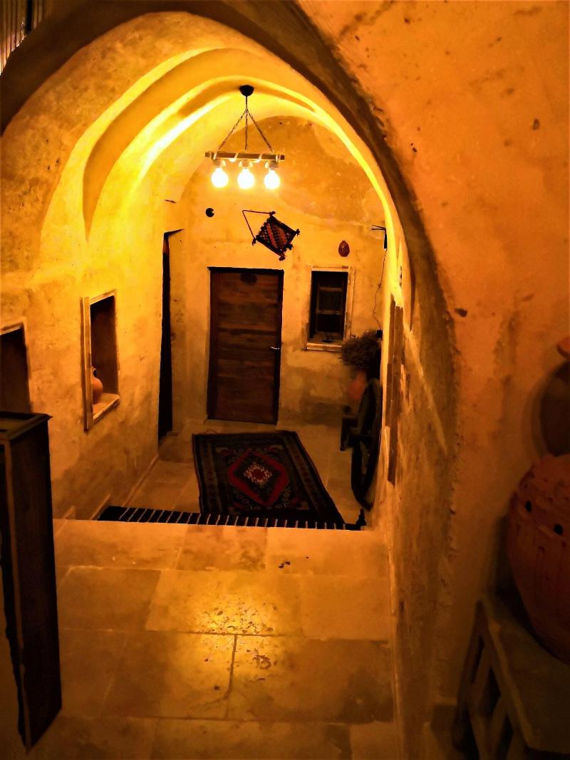 Larissa Cave Hotel image