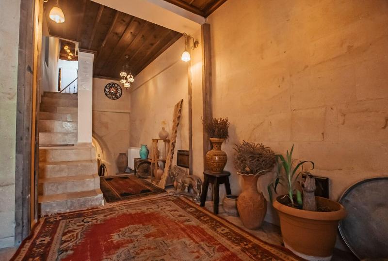 Larissa Cave Hotel image