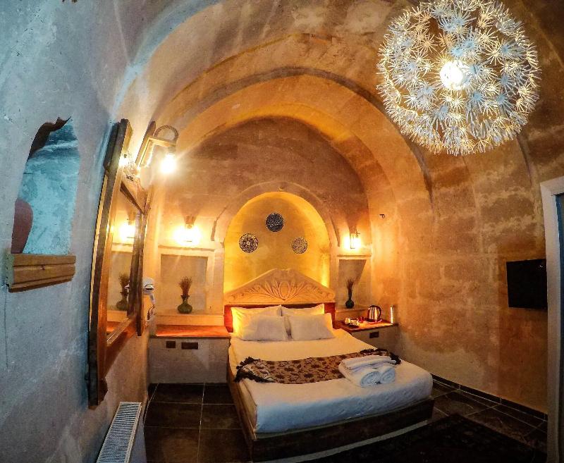 Larissa Cave Hotel image
