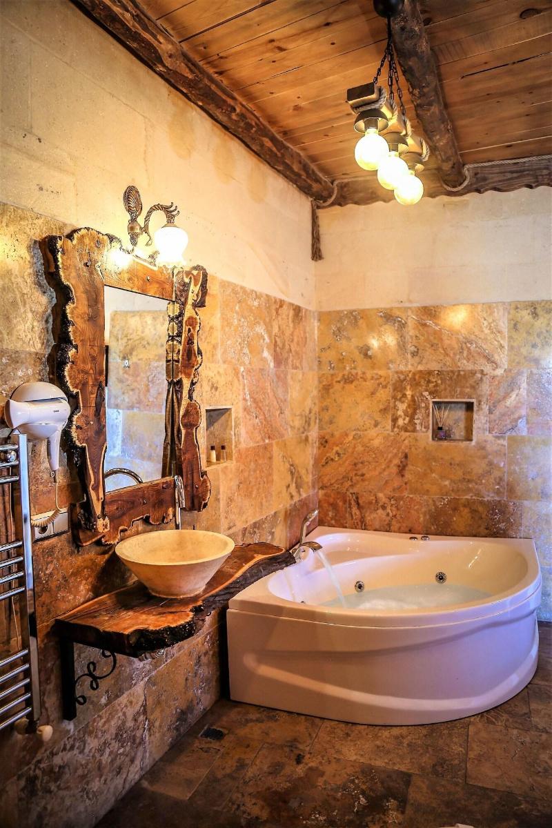 Larissa Cave Hotel image