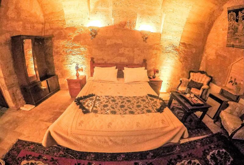 Larissa Cave Hotel image