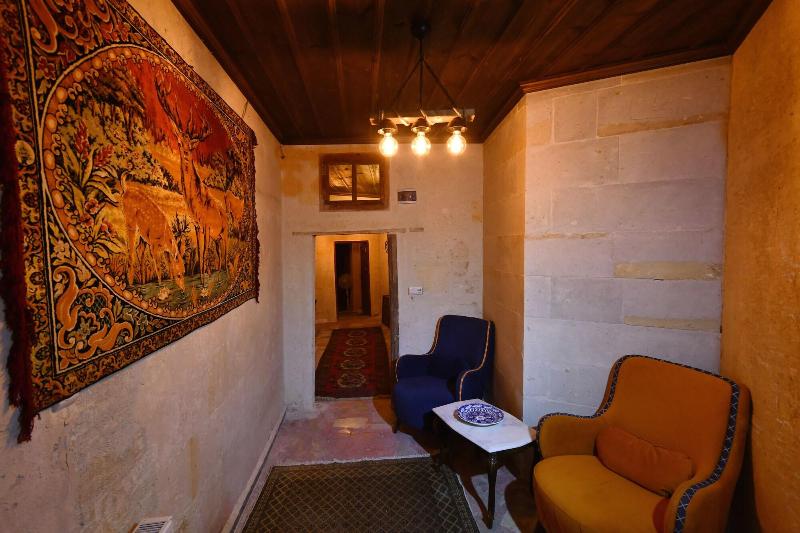 Larissa Cave Hotel image
