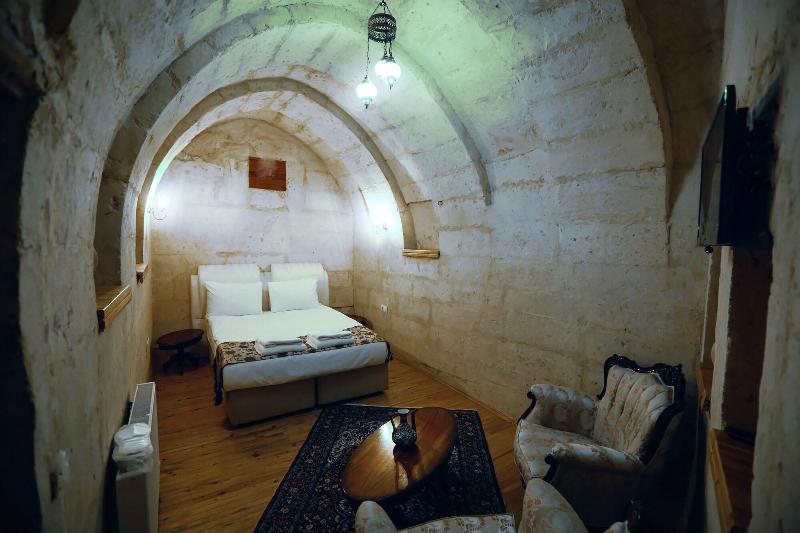 Larissa Cave Hotel image