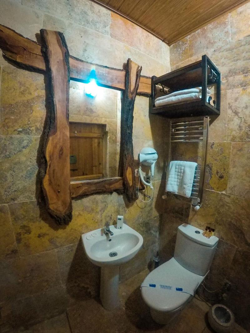 Larissa Cave Hotel image