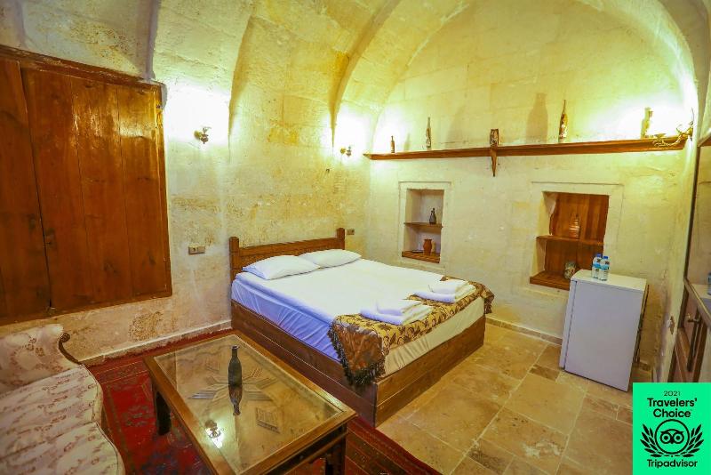 Larissa Cave Hotel image