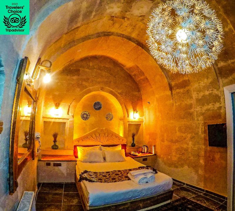 Larissa Cave Hotel image