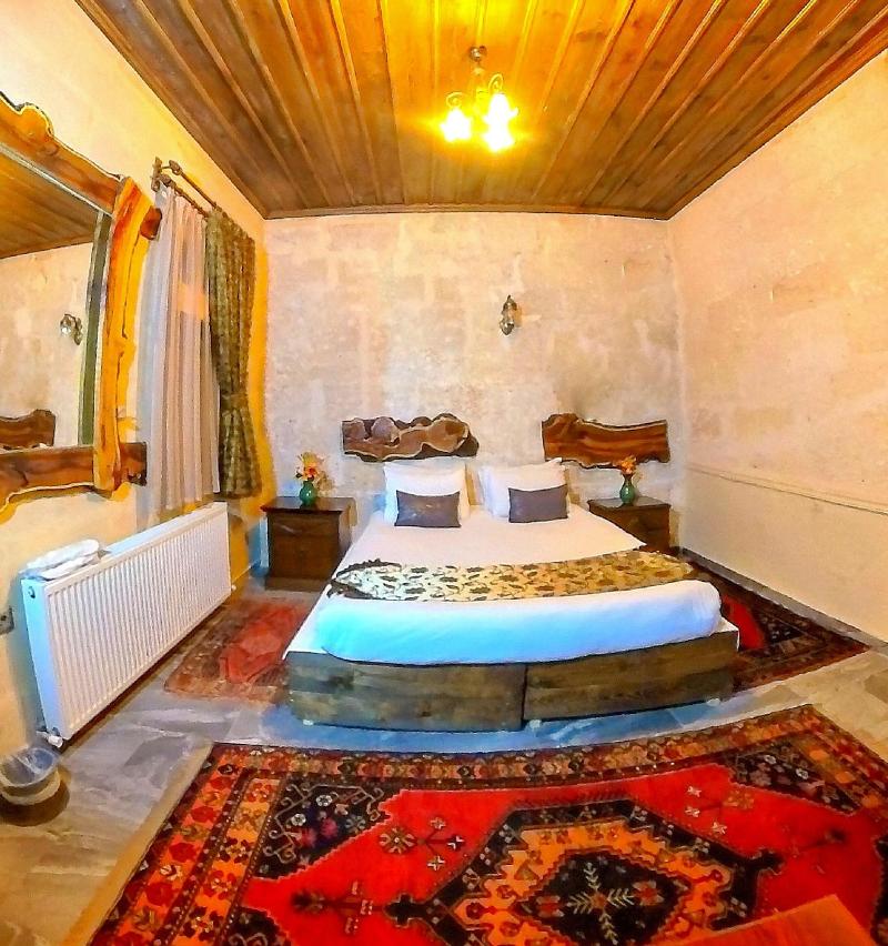 Larissa Cave Hotel image