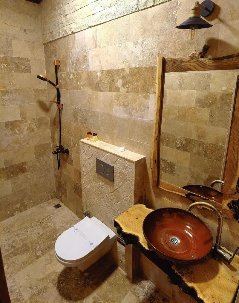 Larissa Cave Hotel image