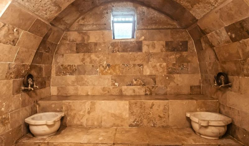 Larissa Cave Hotel image