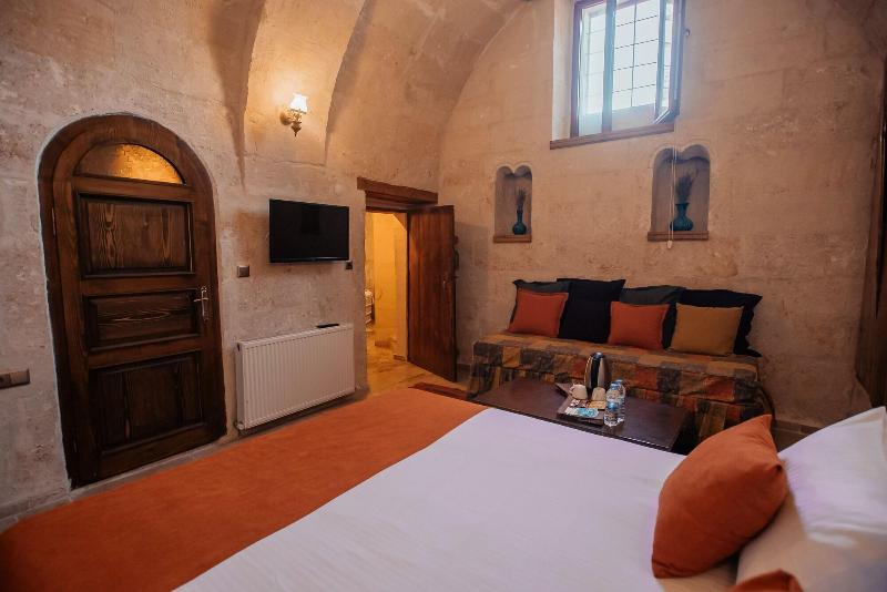 Larissa Cave Hotel image