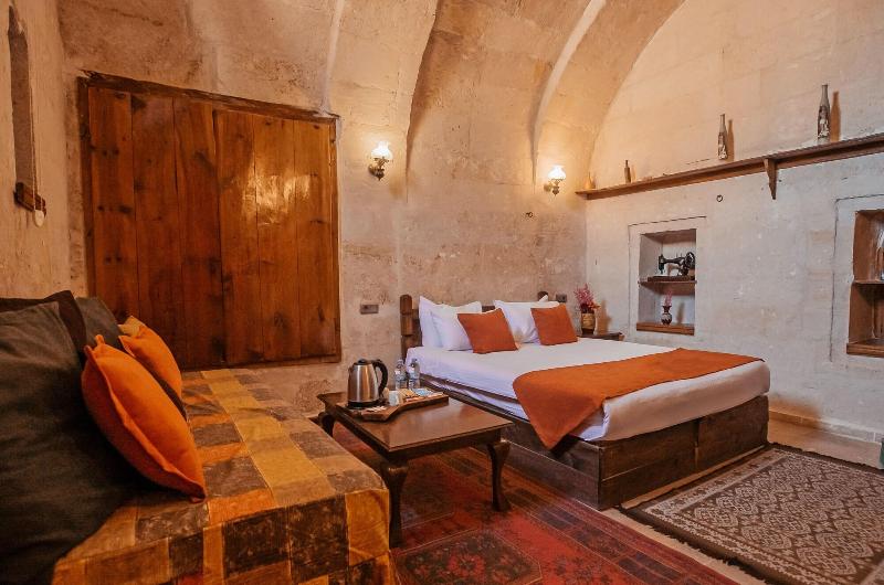 Larissa Cave Hotel image