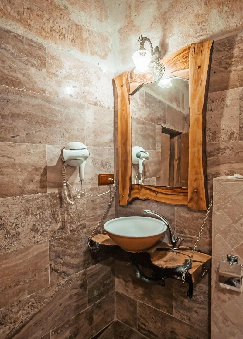 Larissa Cave Hotel image