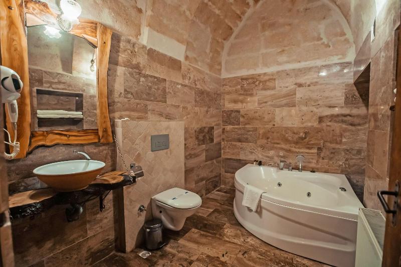 Larissa Cave Hotel image