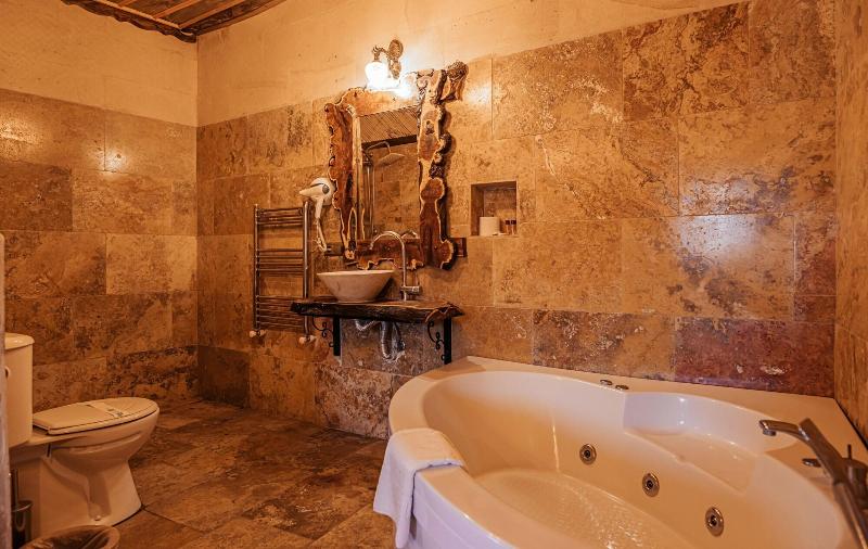 Larissa Cave Hotel image